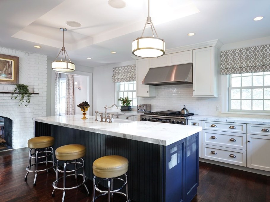 Освещение на кухне без люстры