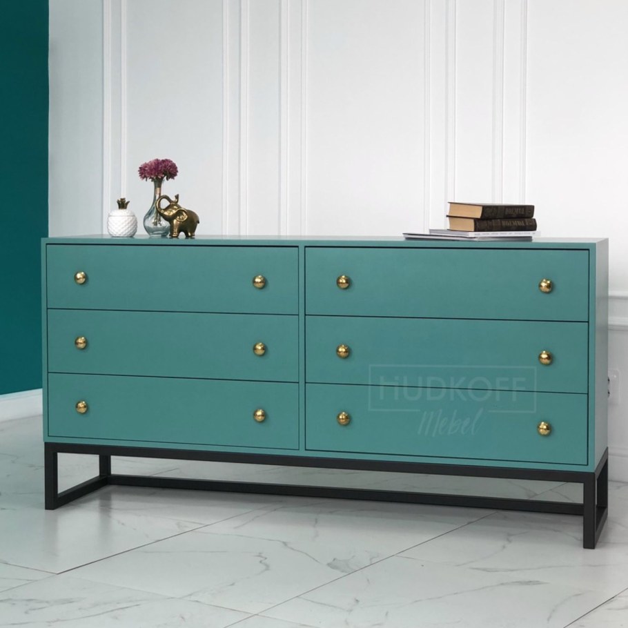 Бирюзовый комод
