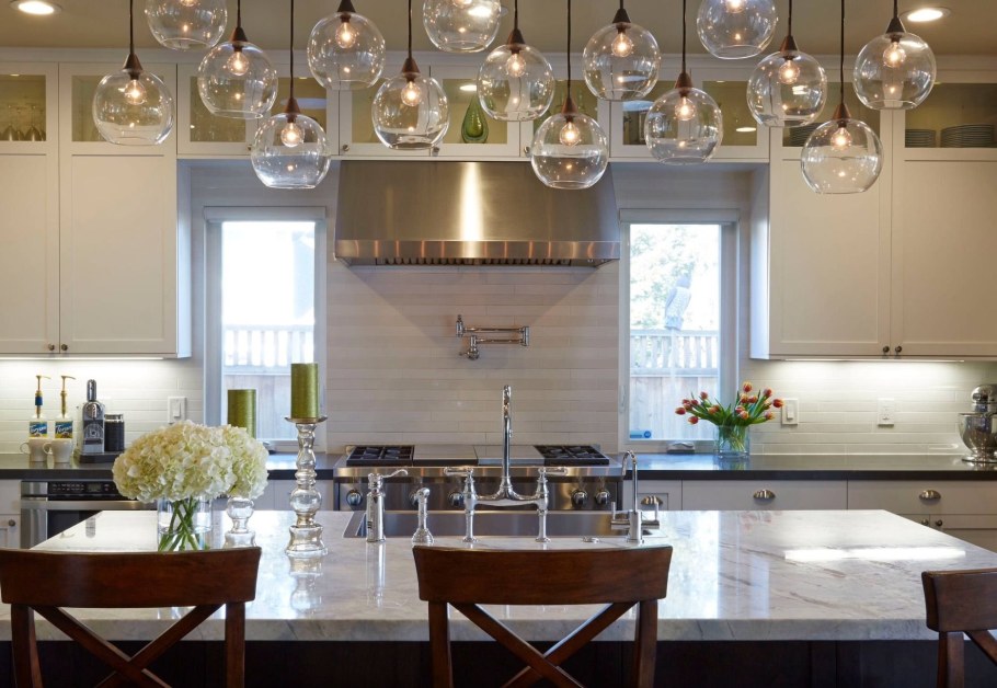 Светильники на кухне в интерьере
