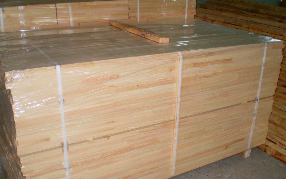 Щит мебельный 3000х600х4мм лиственница