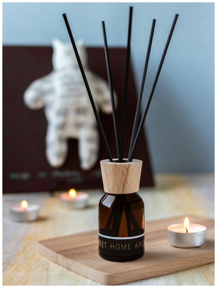 Аромадиффузор с палочками и деревянной крышкой 100 мл