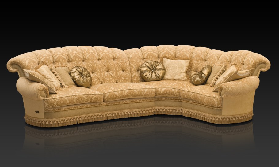 Диван угловой классический с бахромой