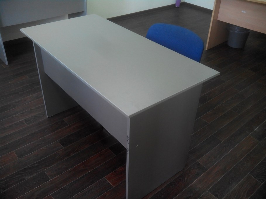 Стол офисный серый с тумбой