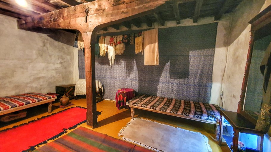 Дагестанская сакля изнутри