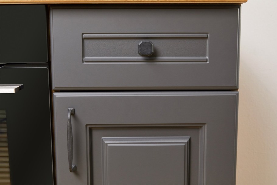 Кухонный гарнитур маренго 2,4 м