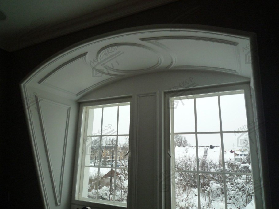 Откосы с лепниной