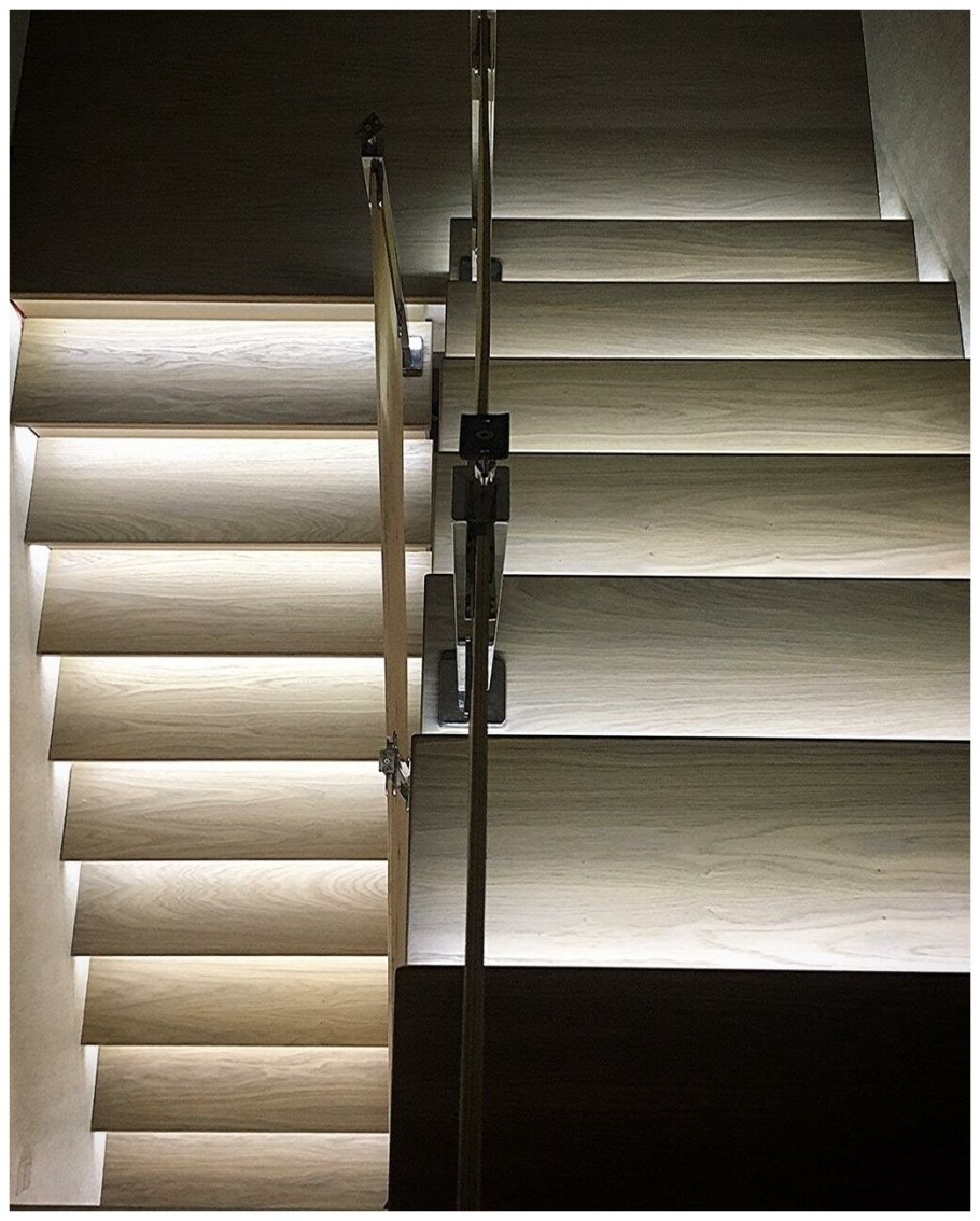 Диодная подсветка лестницы