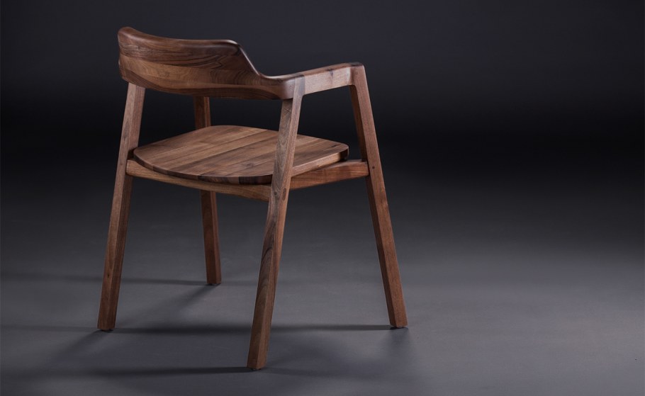 Дизайнерские деревянные стулья