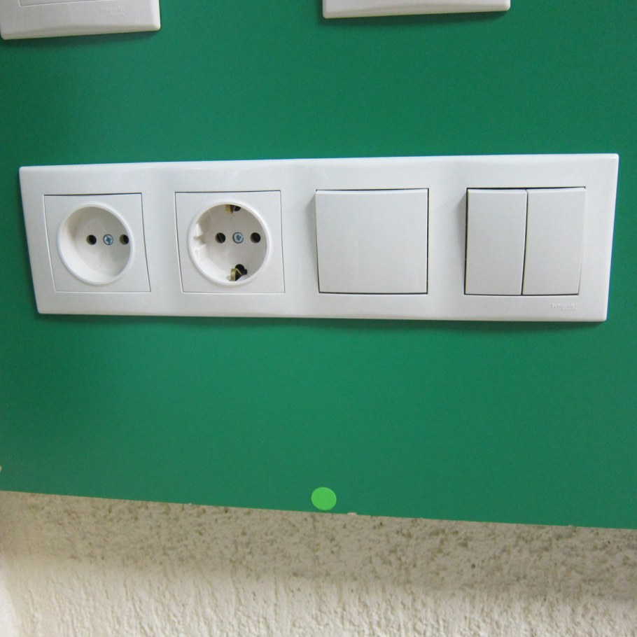 Schneider Electric Sedna Design розетка