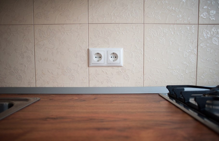 Розетки на кухне
