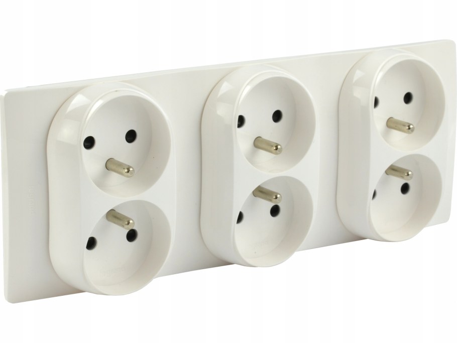 Legrand Niloe двойная розетка для рамок 764542