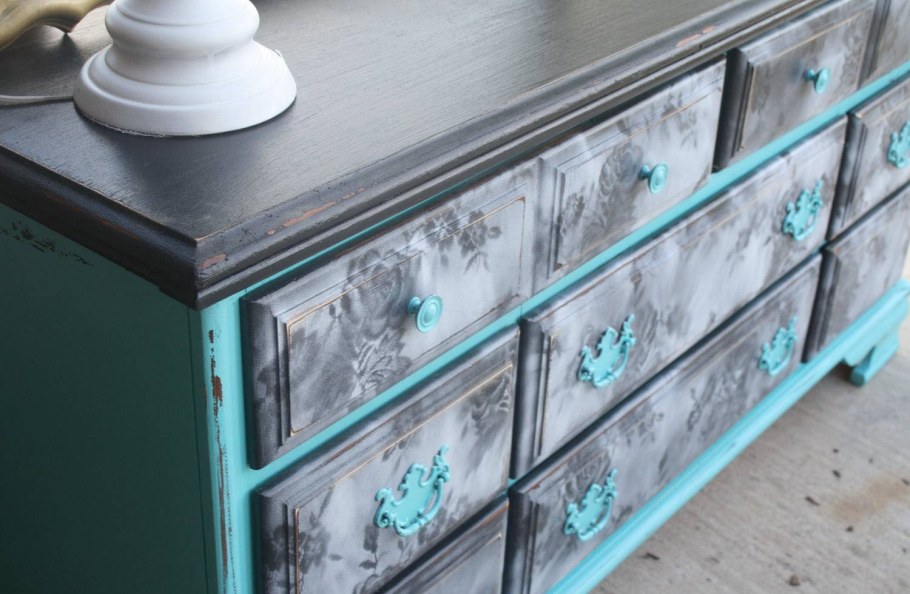 Декор старой мебели