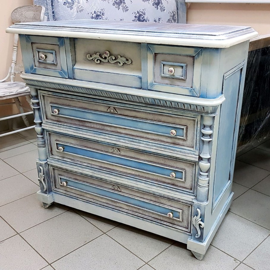 Комод в стиле Прованс