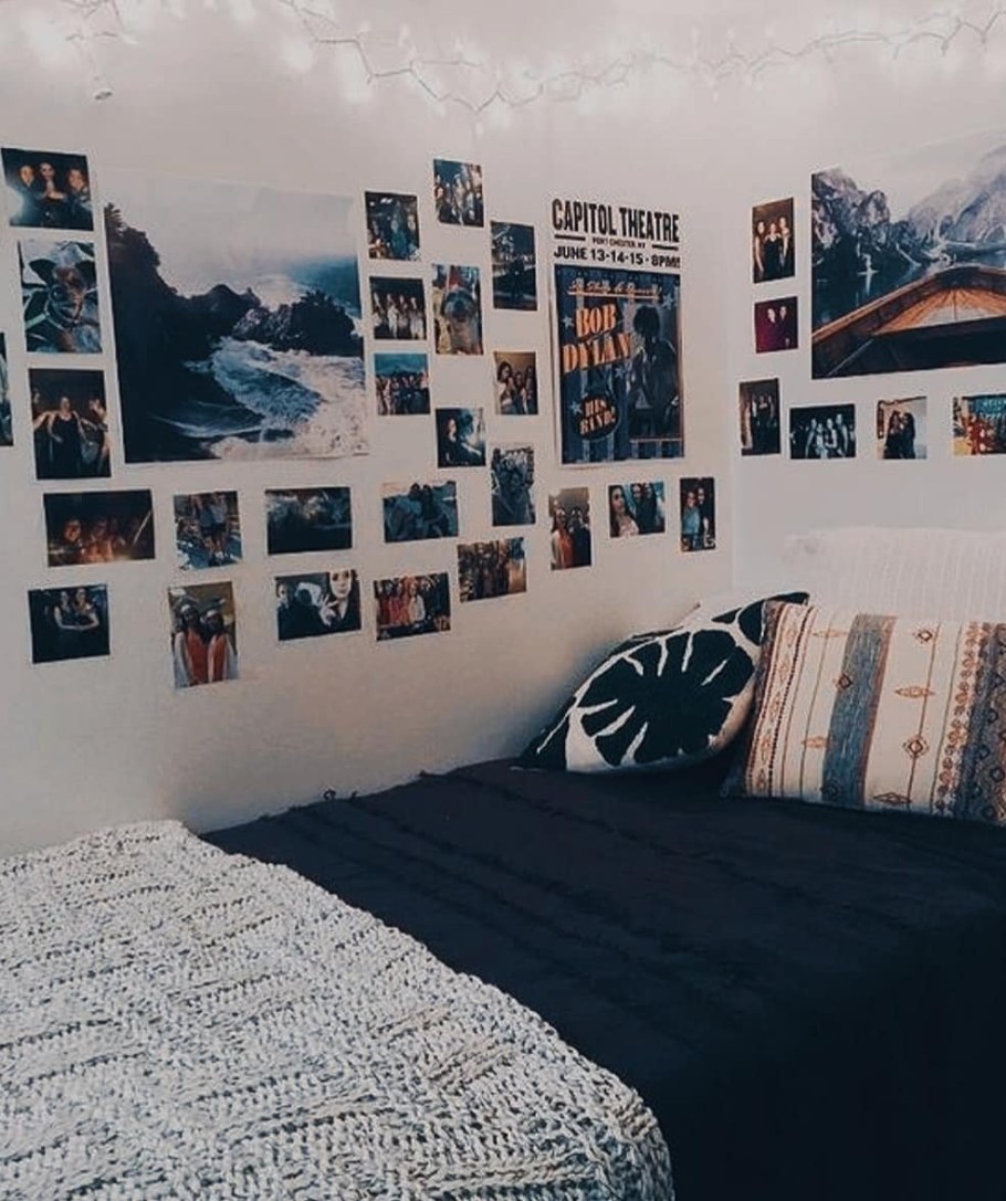 Декор стены в комнате подростка