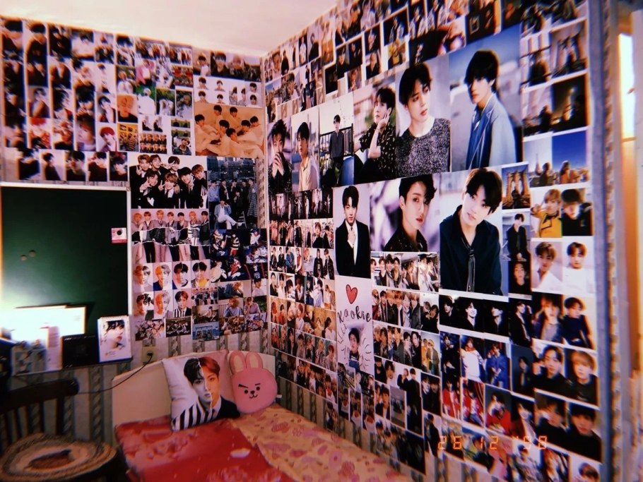 Комната АРМИ БТС