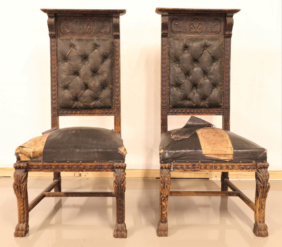 Антикварные стулья