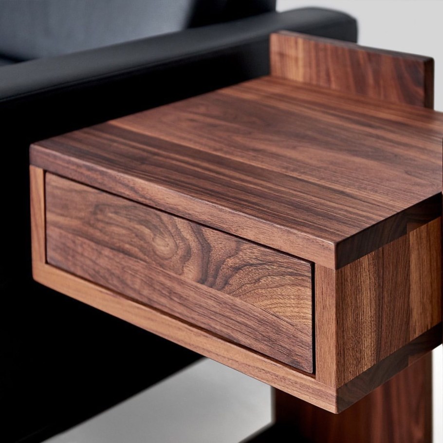 Тумба из шпона