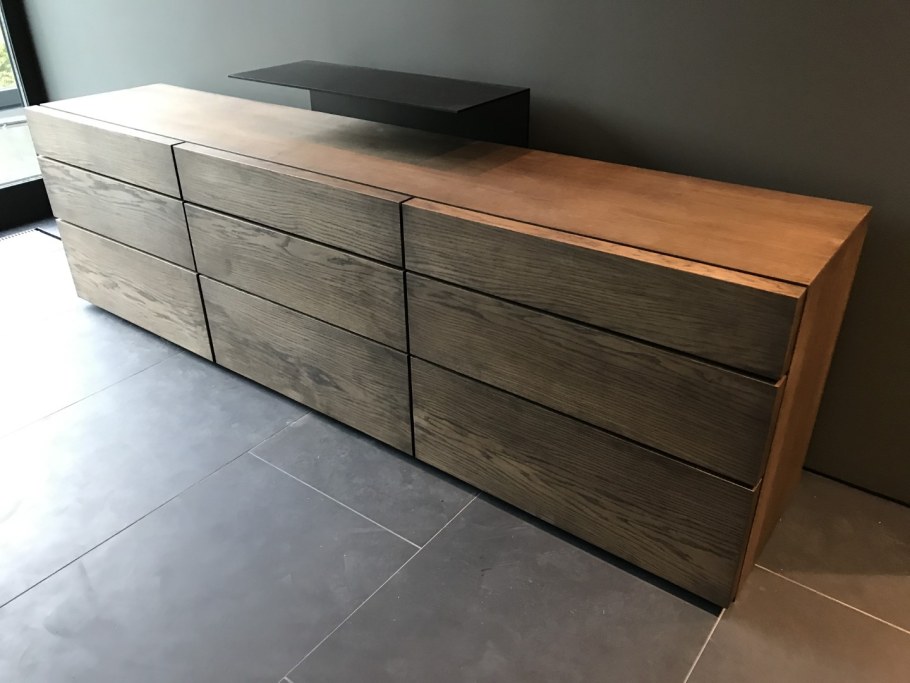 Комод из шпона