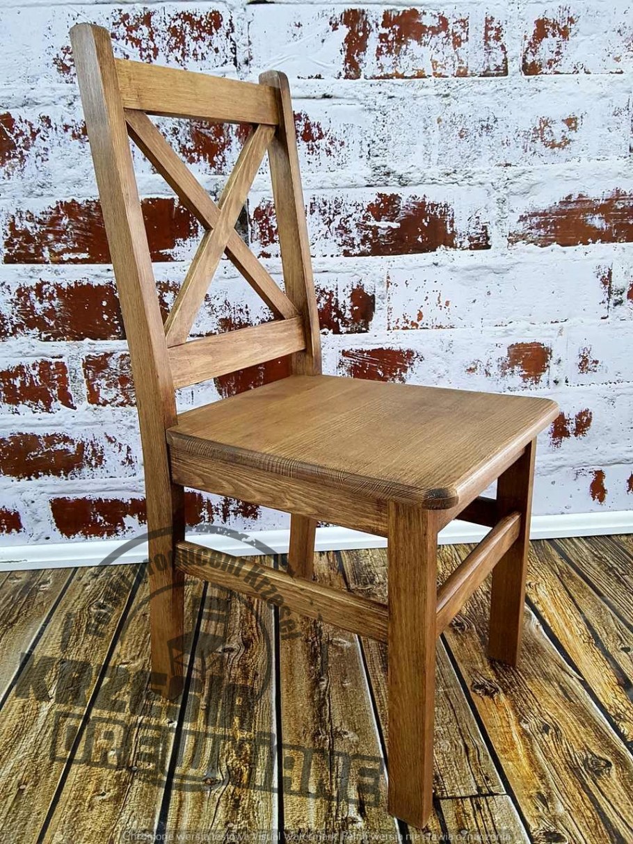 Массивные стулья из дерева