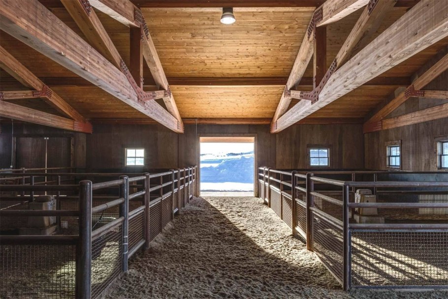 Ферма усадьба Скотный двор