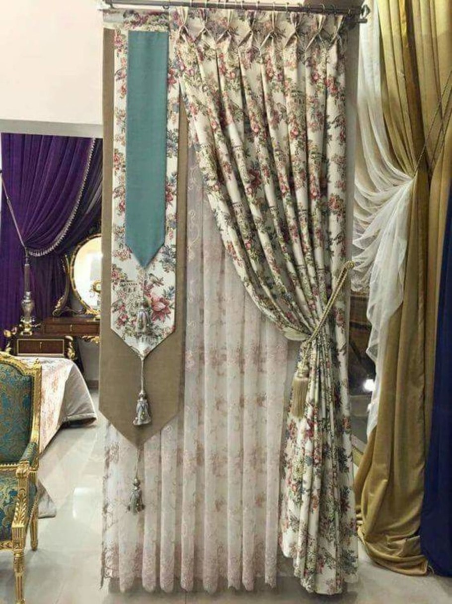 Епископский рукав шторы