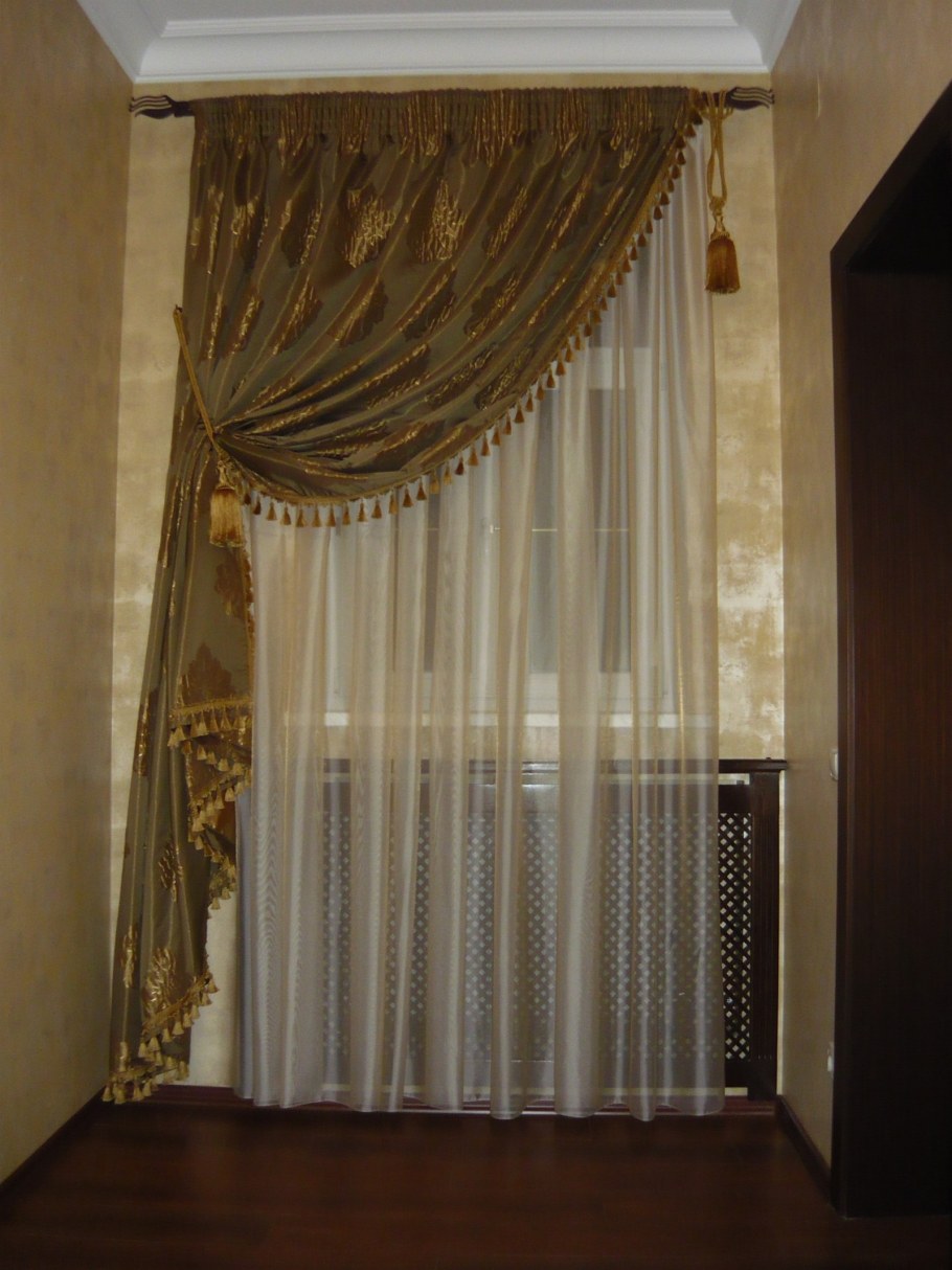 Шторы с напуском или рукав епископа