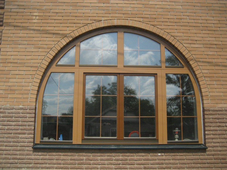 Шпросы в арочном окне