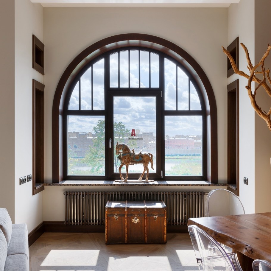 Большие арочные окна