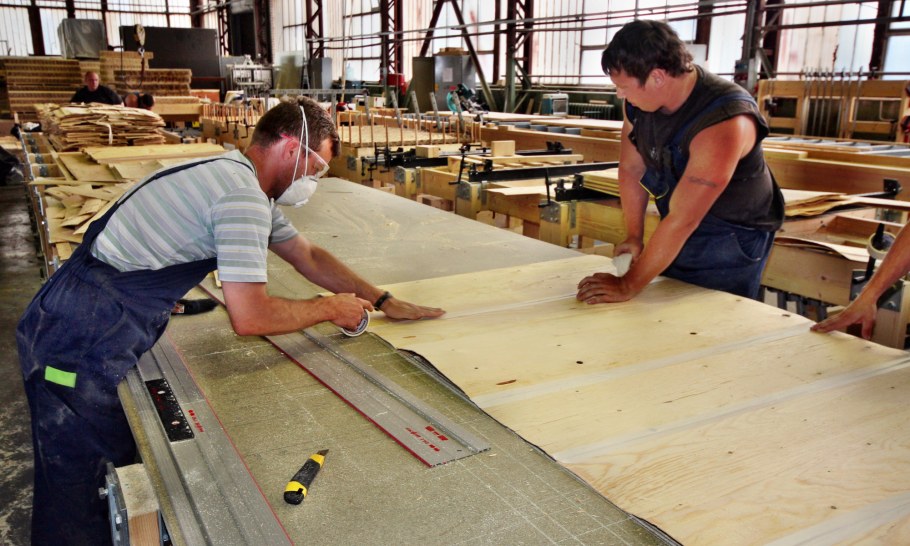 Сшивка шпона