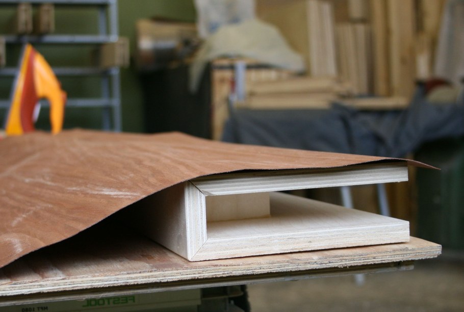 Лист МДФ обклеенный шпоном