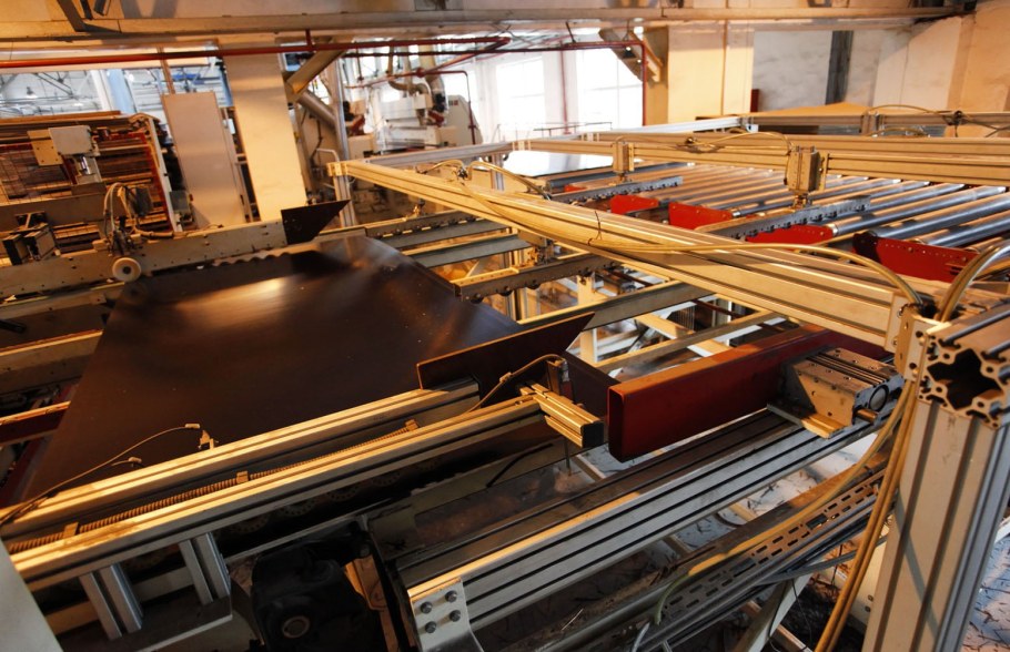 Лущения шпона СВЕЗА