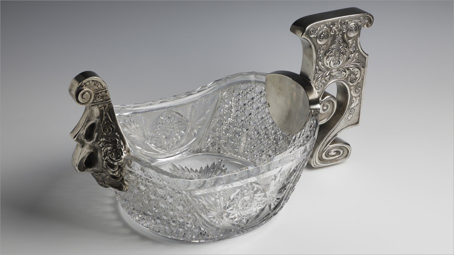 Пепельница 11х3,5см, гранение 5193