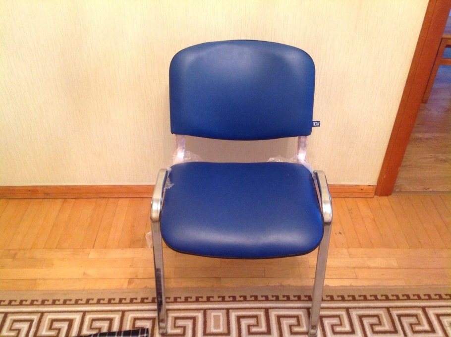 Фабрикант стул изо хром синий