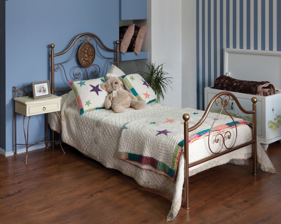 Кованые кровати