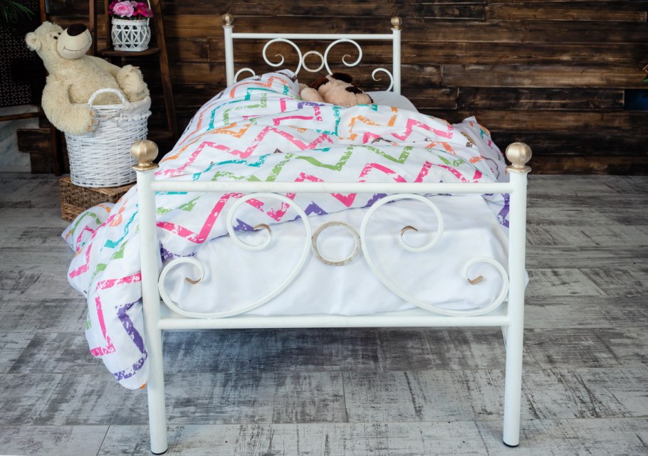 Кованая детская кровать