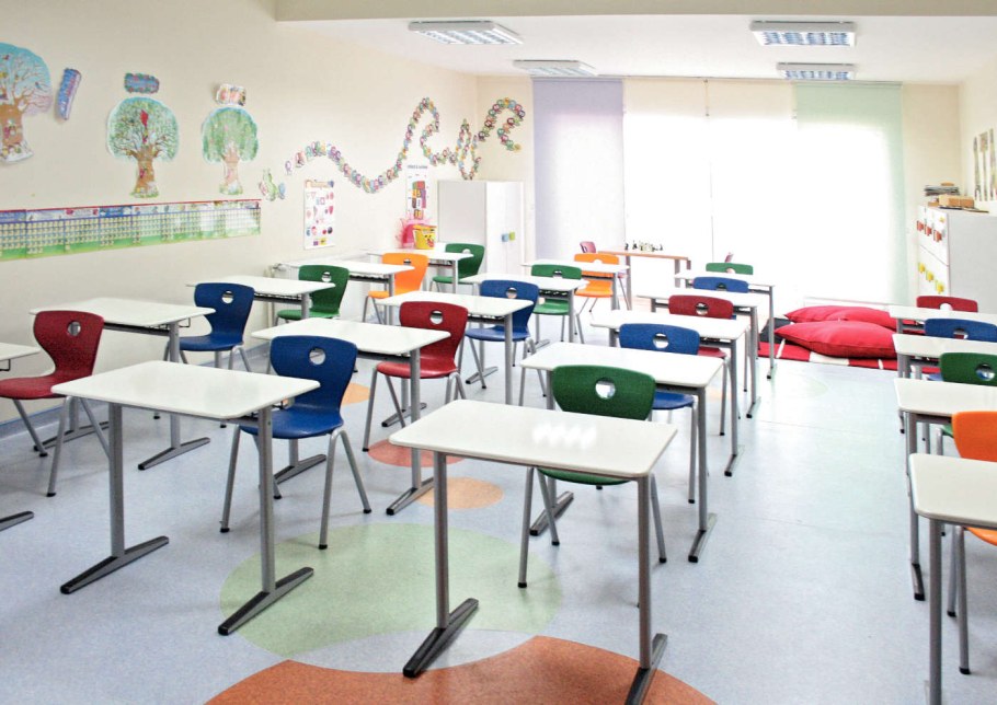 Необычная Школьная мебель