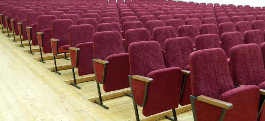 Кресло для актовых залов 1 п.м флок