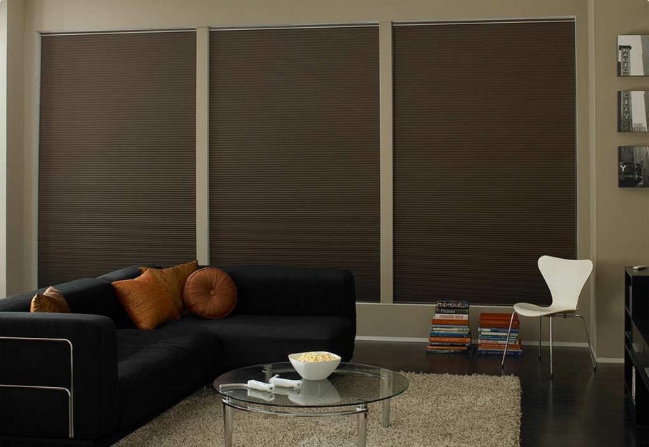 Темные рулонные шторы Blackout