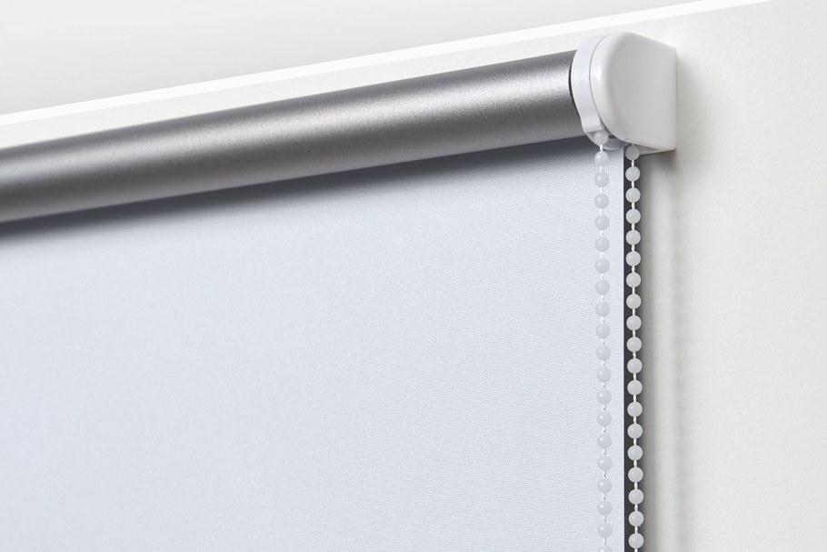 Светонепроницаемая рулонная штора Сильвия