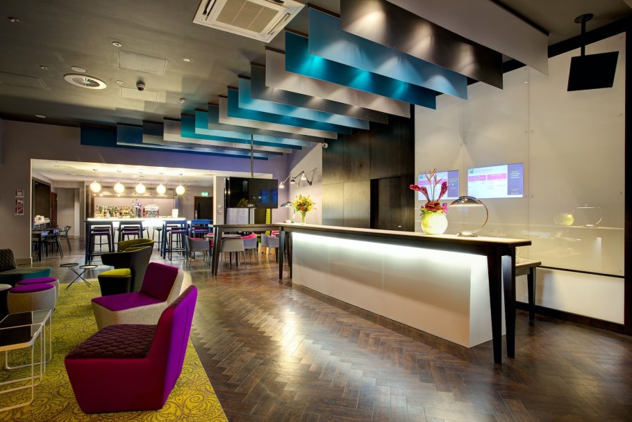 Ибис стайл Челябинск лобби