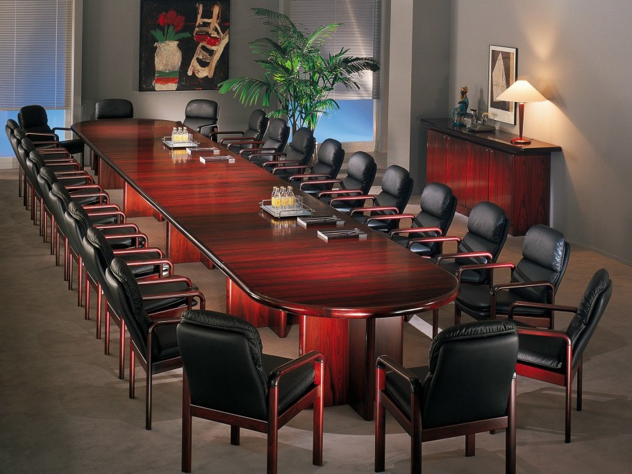 Стол для совещаний