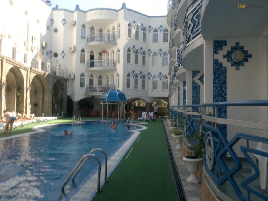 Мисхор 1001 ночь отель море