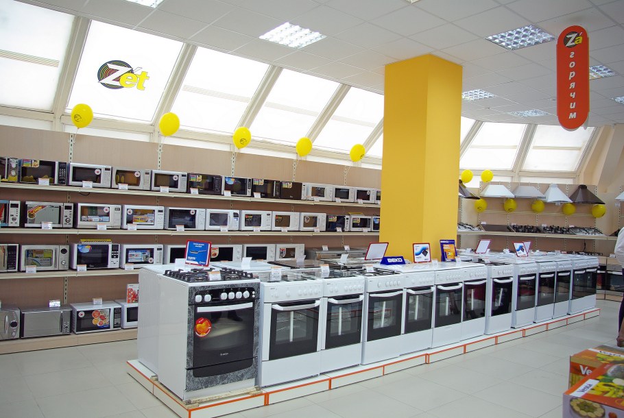 Интерьер магазина бытовой техники