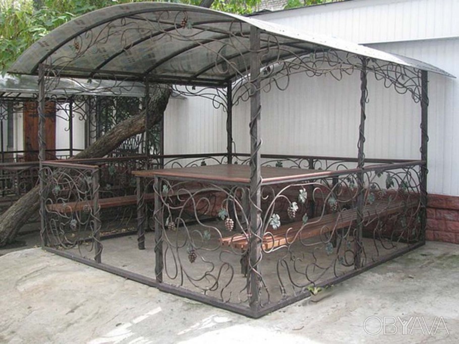 Беседка из профильной трубы с ковкой