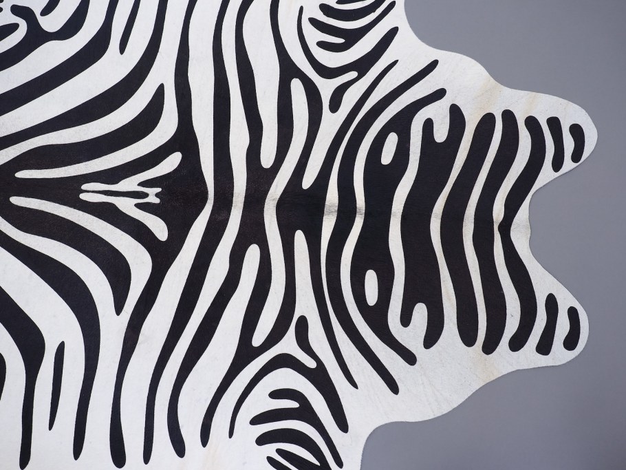 Шкура для пола под зебру