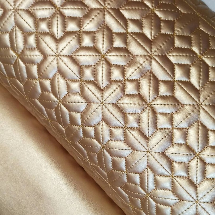 Красивая стежка