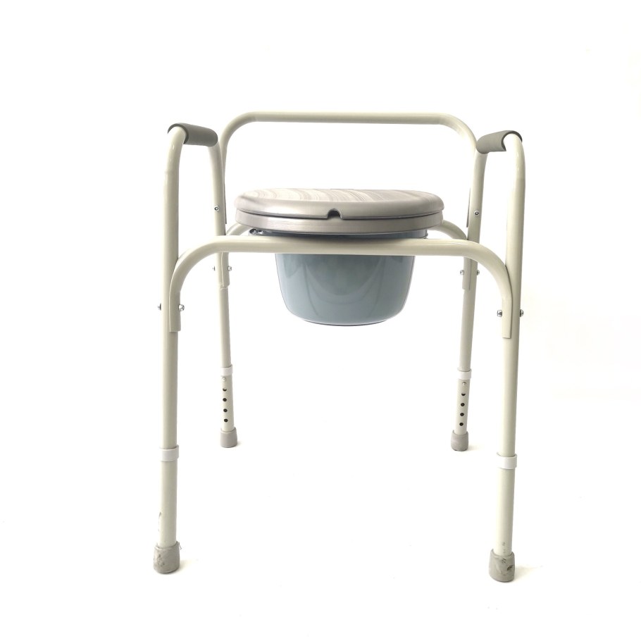 Кресло-стул с санитарным оснащением без колес ФС-810