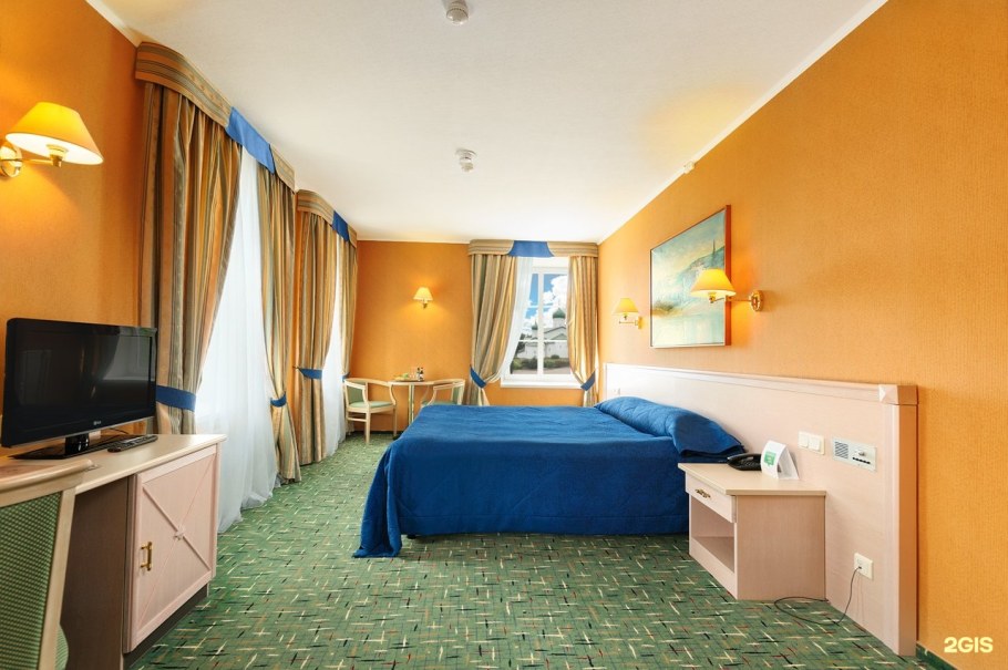 Отель Олд Эстейт Псков