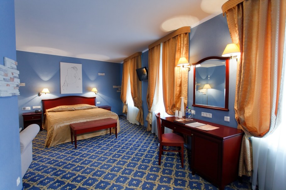 Old Estate Псков