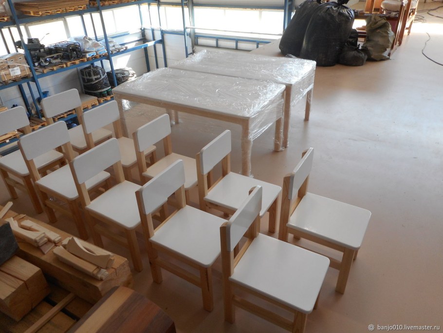 Стулья из "жилой комнаты"